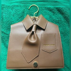 Small Shirt with Tie Purse **BRAND NEW AND NOT USED**